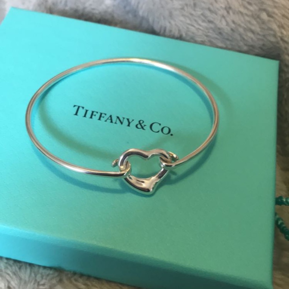 Tiffany and co Elsa Peretti open heart bangle
